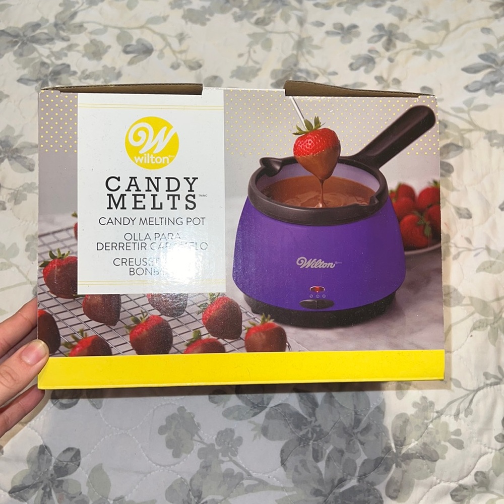 brand new candy melts Pot